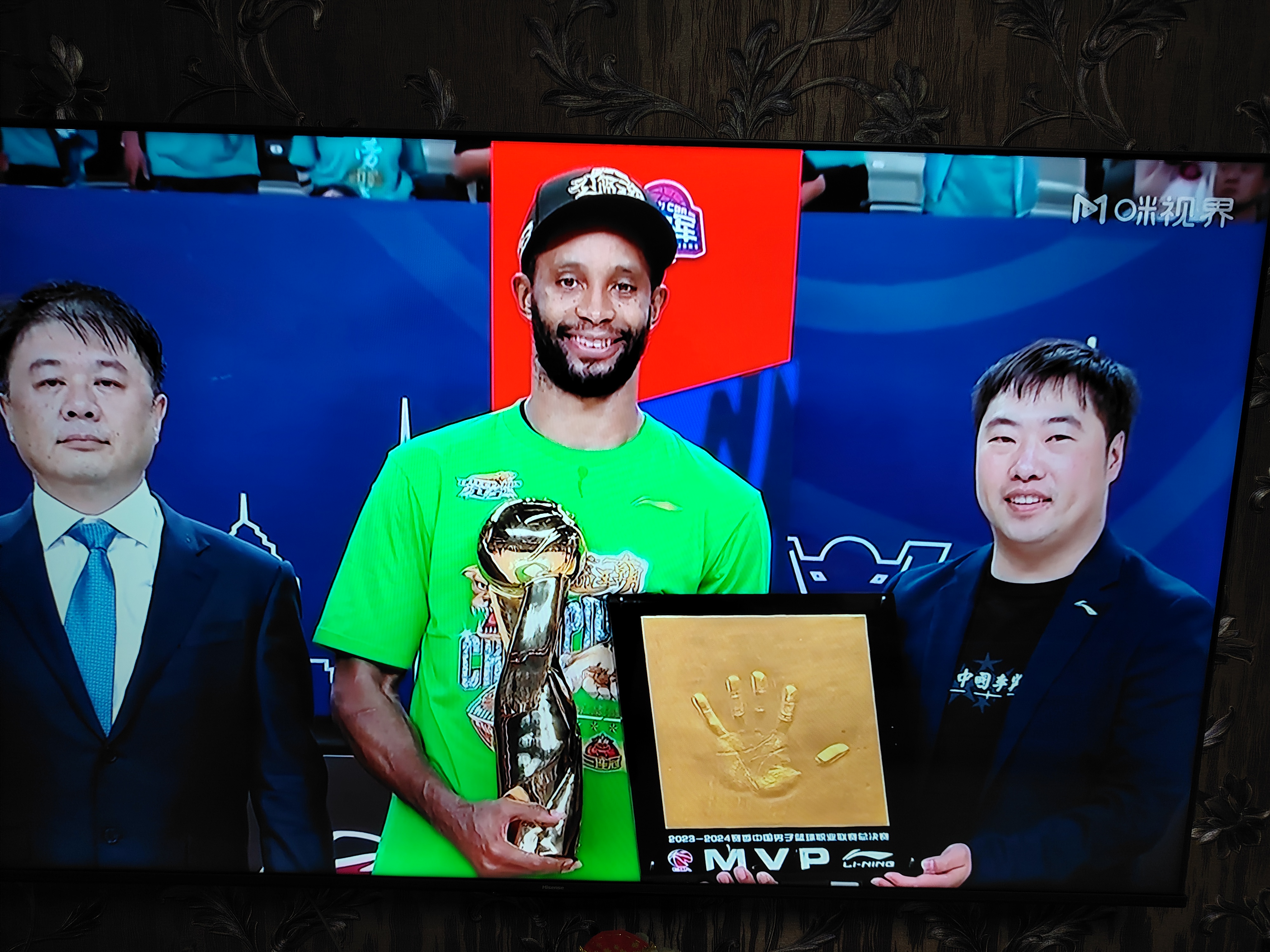 关于波尔图迎NBA常规赛关键赛，清晨豪取连胜，赛场秩序良好，球探报告显示潜力的信息