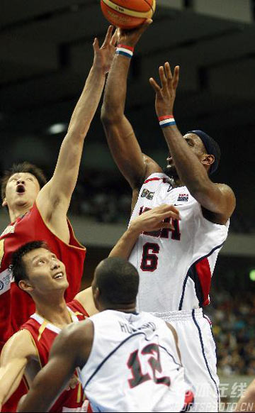 詹姆斯关键节点突破纪录，日本队带队取胜！的简单介绍